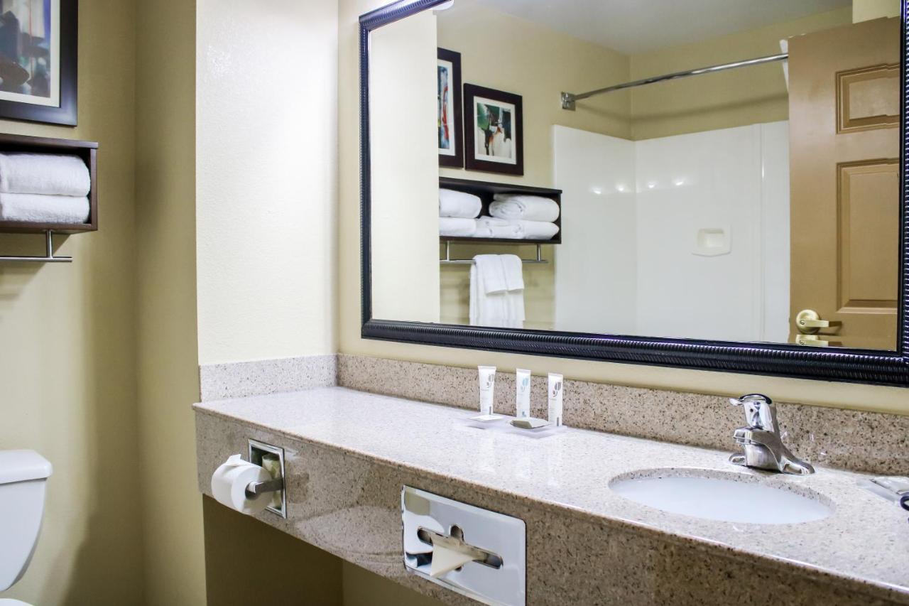 Country Inn & Suites By Radisson, Richmond West At I-64, Va מראה חיצוני תמונה