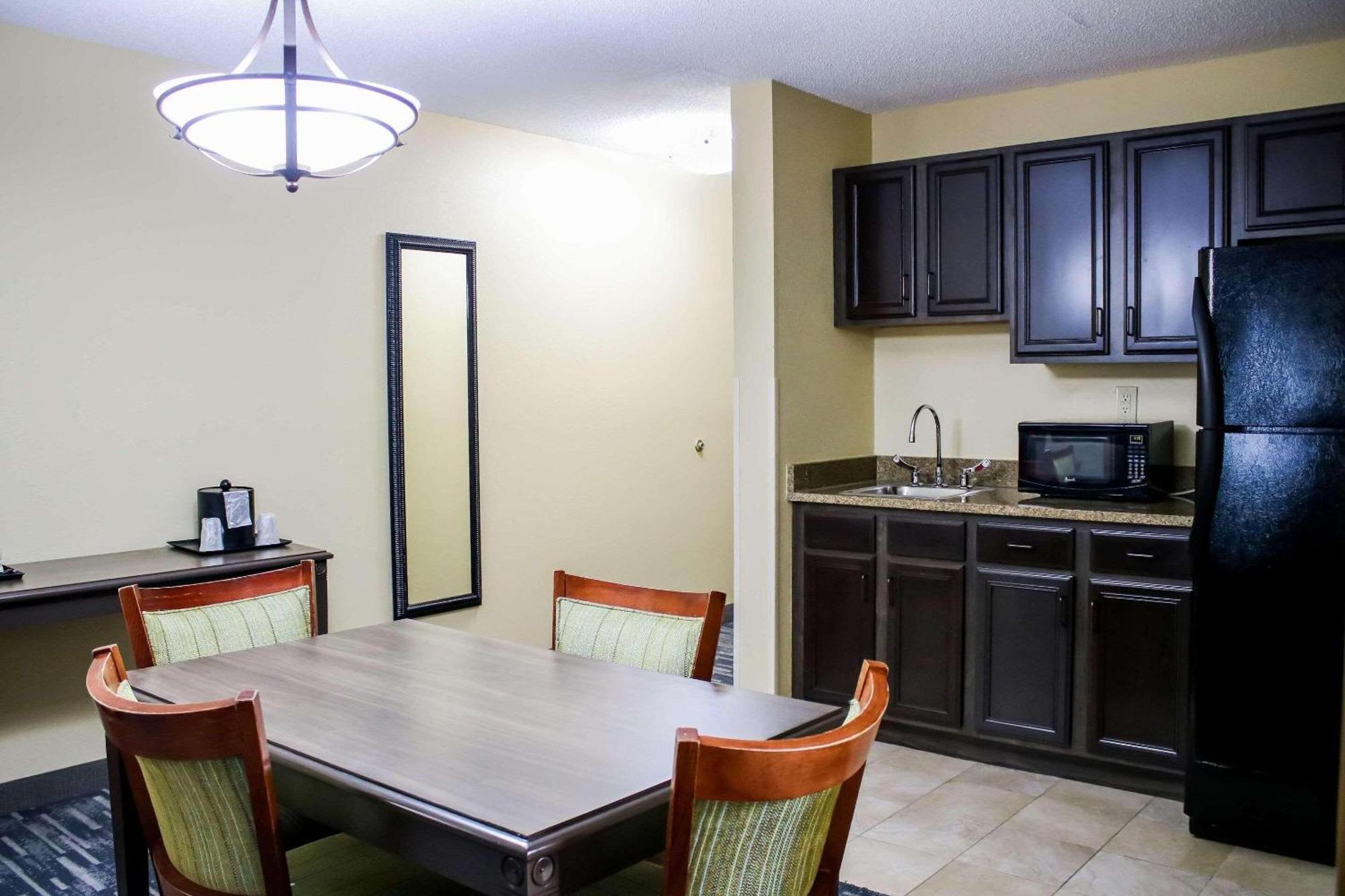 Country Inn & Suites By Radisson, Richmond West At I-64, Va מראה חיצוני תמונה