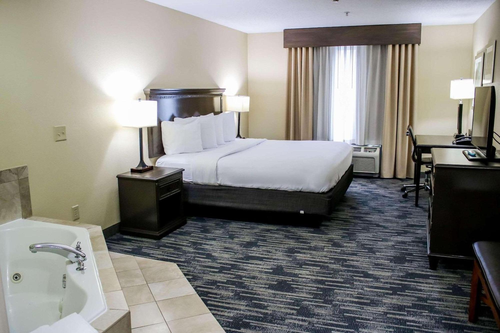 Country Inn & Suites By Radisson, Richmond West At I-64, Va מראה חיצוני תמונה